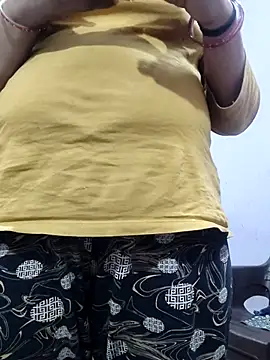 yamunna647 online show from November 22, 4:28 pm