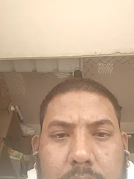 Snapshot of Roy___121 chatting on November 23, 4:56 am Roy 121 online show from November 23, 4:56 am