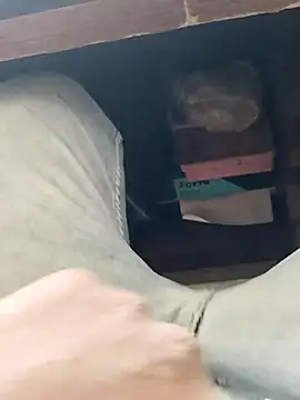 Snapshot of Roy___121 chatting on November 30, 6:39 am Roy 121 online show from November 30, 6:39 am