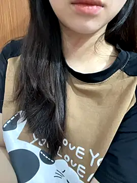 Snapshot of XndSeraphina chatting on November 21, 3:05 am XndSeraphina online show from November 21, 3:05 am