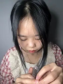 Kiee-lee online show from December 3, 1:31 pm