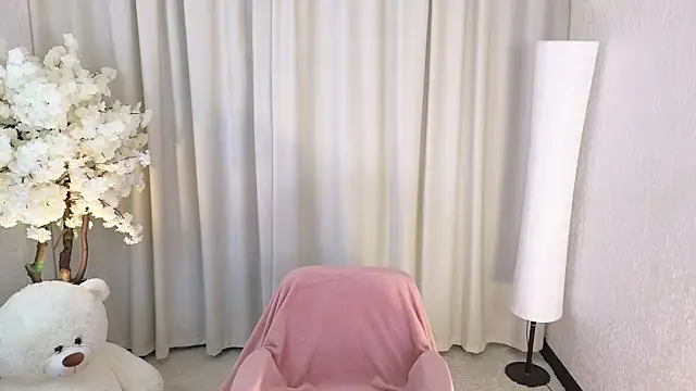 ImiMonroe online show from December 19, 11:17 am