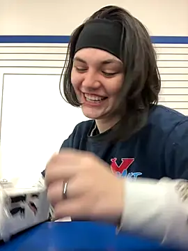 Kora Kat online show from December 14, 7:47 am