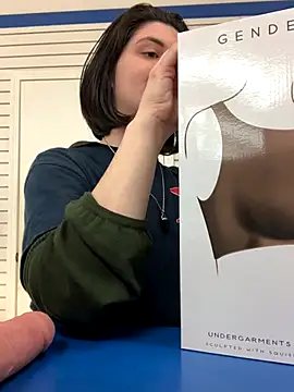 Kora Kat online show from December 17, 7:47 am