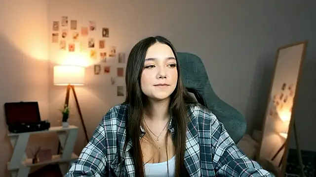 Vexorine online show from March 15, 7:42 pm