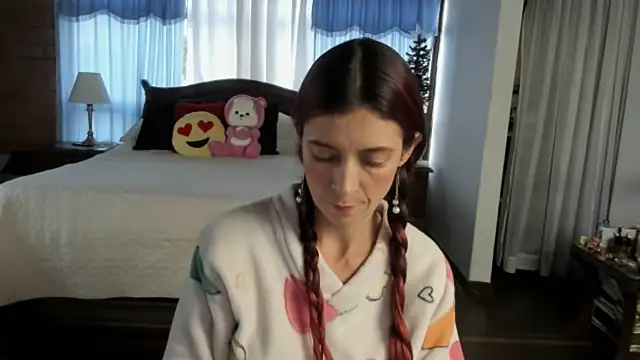 Charlotte-Willson online show from January 5, 10:02 pm