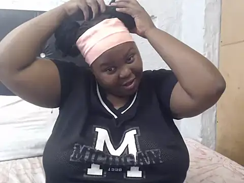 SexyBubblies96 online show from January 12, 12:21 pm