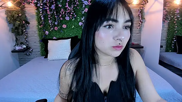 kittyMelvis online show from November 29, 12:24 am