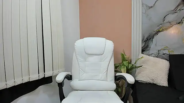 eren jeager online show from January 13, 8:36 pm