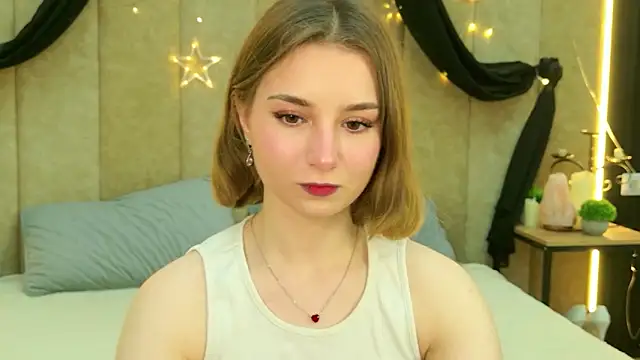 Janice Corona online show from April 20, 3:48 pm