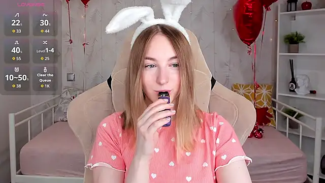 Shy Polly online show from February 14, 12:07 am