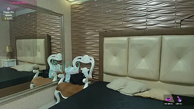 Madyscarlett online show from November 24, 12:05 pm