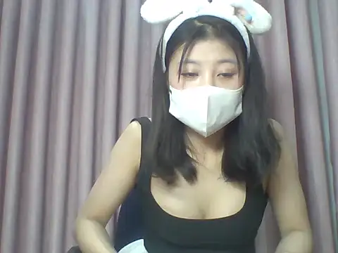 Snapshot of Pinkool21 chatting on November 24, 2:06 pm Pinkool21 online show from November 24, 2:06 pm