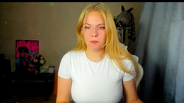 Snapshot of Alice_SweetPeach chatting on November 25, 2:06 pm Alice SweetPeach online show from November 25, 2:06 pm