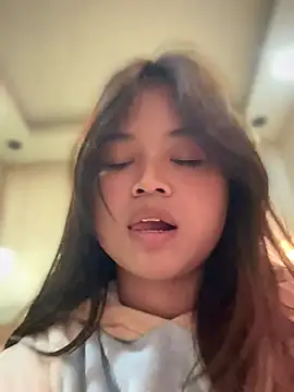 Toffee-00 online show from November 24, 8:25 am