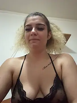 CrazyJessika online show from June 6, 6:18 am