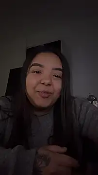 Snapshot of princezzc chatting on December 2, 1:11 am princezzc online show from December 2, 1:11 am