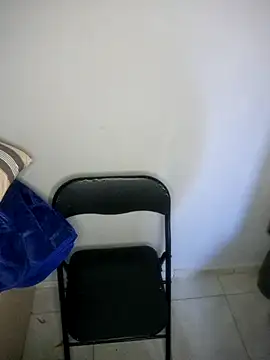 Snapshot of SexypuppyX chatting on December 1, 12:10 pm SexypuppyX online show from December 1, 12:10 pm