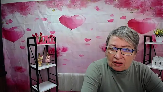 OlgaLuck online show from April 15, 5:03 am