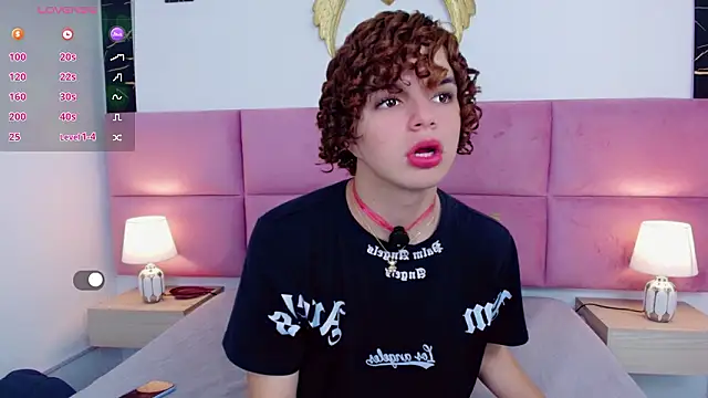 Skyee angel online show from February 25, 7:34 pm