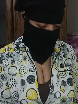 Honeygirl100 online show from January 13, 8:36 pm