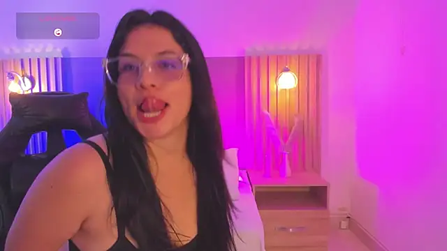 samantha loughty online show from January 10, 2:24 am