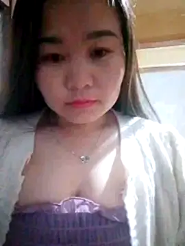 Snapshot of One-two22 chatting on November 30, 9:30 pm One-two22 online show from November 30, 9:30 pm