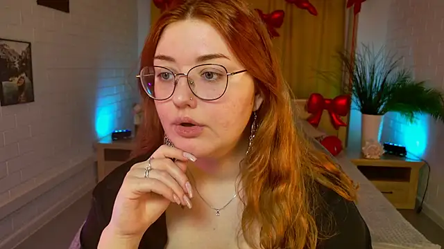 StaceyJensen online show from February 18, 9:49 am