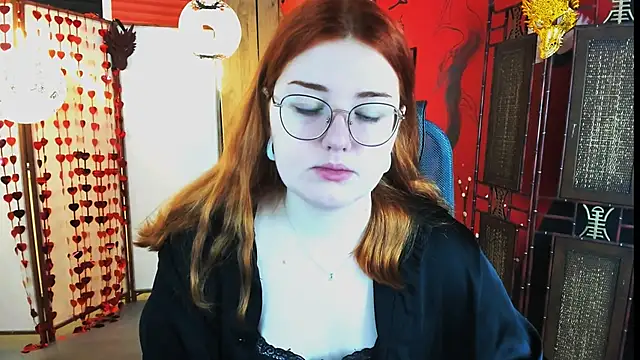 StaceyJensen online show from February 22, 6:13 am