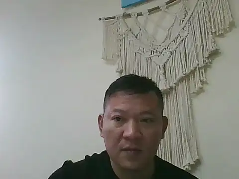 Snapshot of klasdjhasid chatting on December 20, 12:12 pm klasdjhasid online show from December 20, 12:12 pm