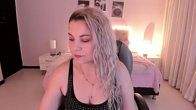 Violeta Hotter online show from January 11, 11:15 am