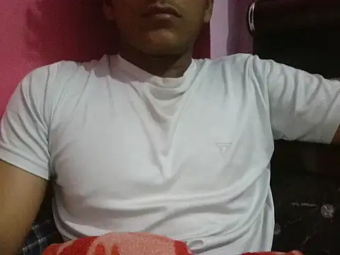 Snapshot of maskedman699 chatting on November 23, 7:13 pm maskedman699 online show from November 23, 7:13 pm