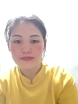 lynae-0 online show from December 1, 5:23 am