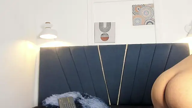 naomi x0 online show from February 23, 1:52 pm