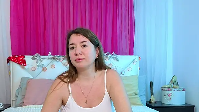 Leona Rae online show from January 15, 12:32 pm