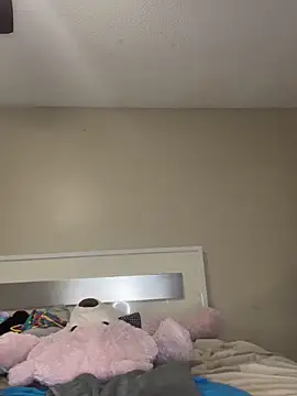 Kiki hammyy online show from April 16, 9:39 pm