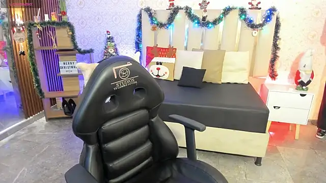 kaelwolf tay online show from January 6, 7:28 pm