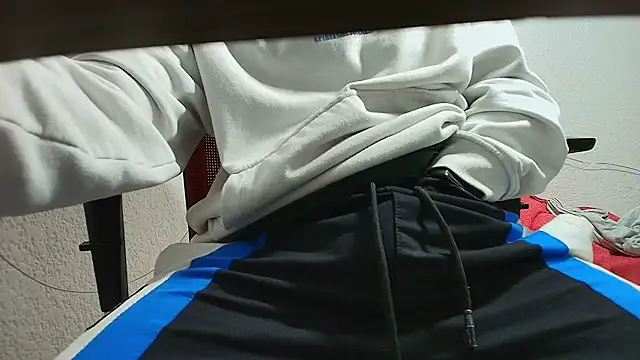 Snapshot of Daisuke_01 chatting on November 28, 9:28 pm Daisuke 01 online show from November 28, 9:28 pm