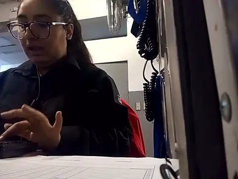 Bizcochitoc4 online show from January 7, 12:51 pm