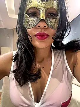 Snapshot of LunnaMaska chatting on December 2, 3:51 pm LunnaMaska online show from December 2, 3:51 pm