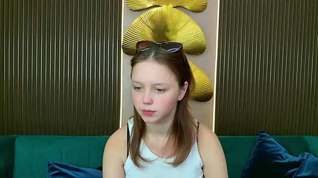 Samantha Martines online show from March 8, 10:30 am