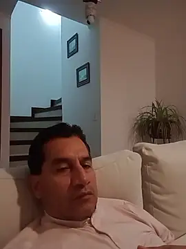 Snapshot of ChrisFloresP chatting on November 26, 11:28 pm ChrisFloresP online show from November 26, 11:28 pm