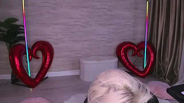 SexyElisabeth online show from February 23, 4:43 am