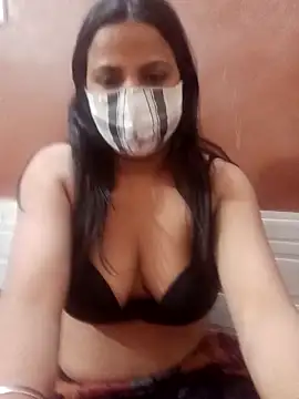 Snapshot of Harmanjeet_kaur chatting on December 3, 5:44 pm Harmanjeet kaur online show from December 3, 5:44 pm