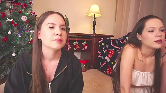 VirginiaRowe online show from December 19, 2:24 pm