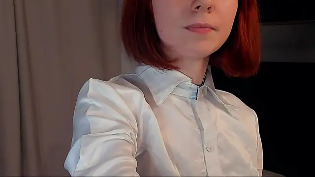 Snapshot of SaraAsberry chatting on December 1, 7:30 pm SaraAsberry online show from December 1, 7:30 pm