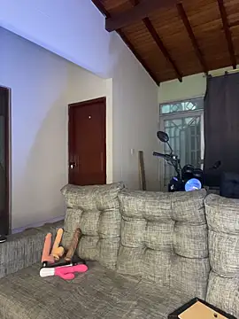 Miia moonn online show from April 8, 1:27 am