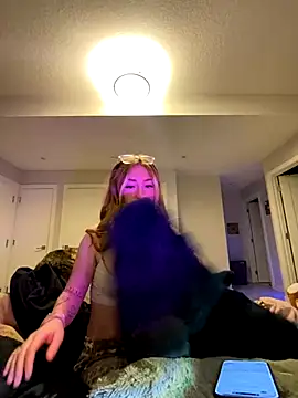 SienaLowel online show from November 25, 2:11 am