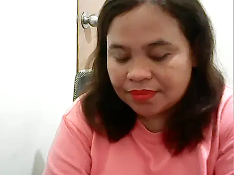 cutechubby online show from April 21, 10:32 am