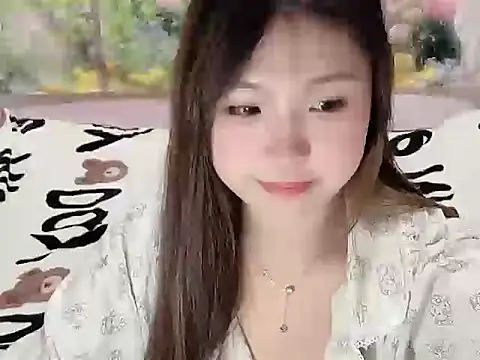 Snapshot of Poppy13 chatting on November 26, 1:01 pm Poppy13 online show from November 26, 1:01 pm